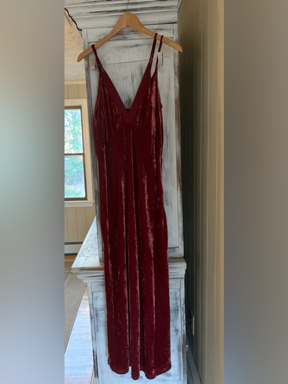 Anthropologie Deep Red burgundy Velvet Dress lined deep V women’s  10 Romantic